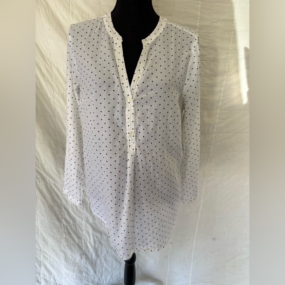 Old Navy White and Black Polka Dot Blouse